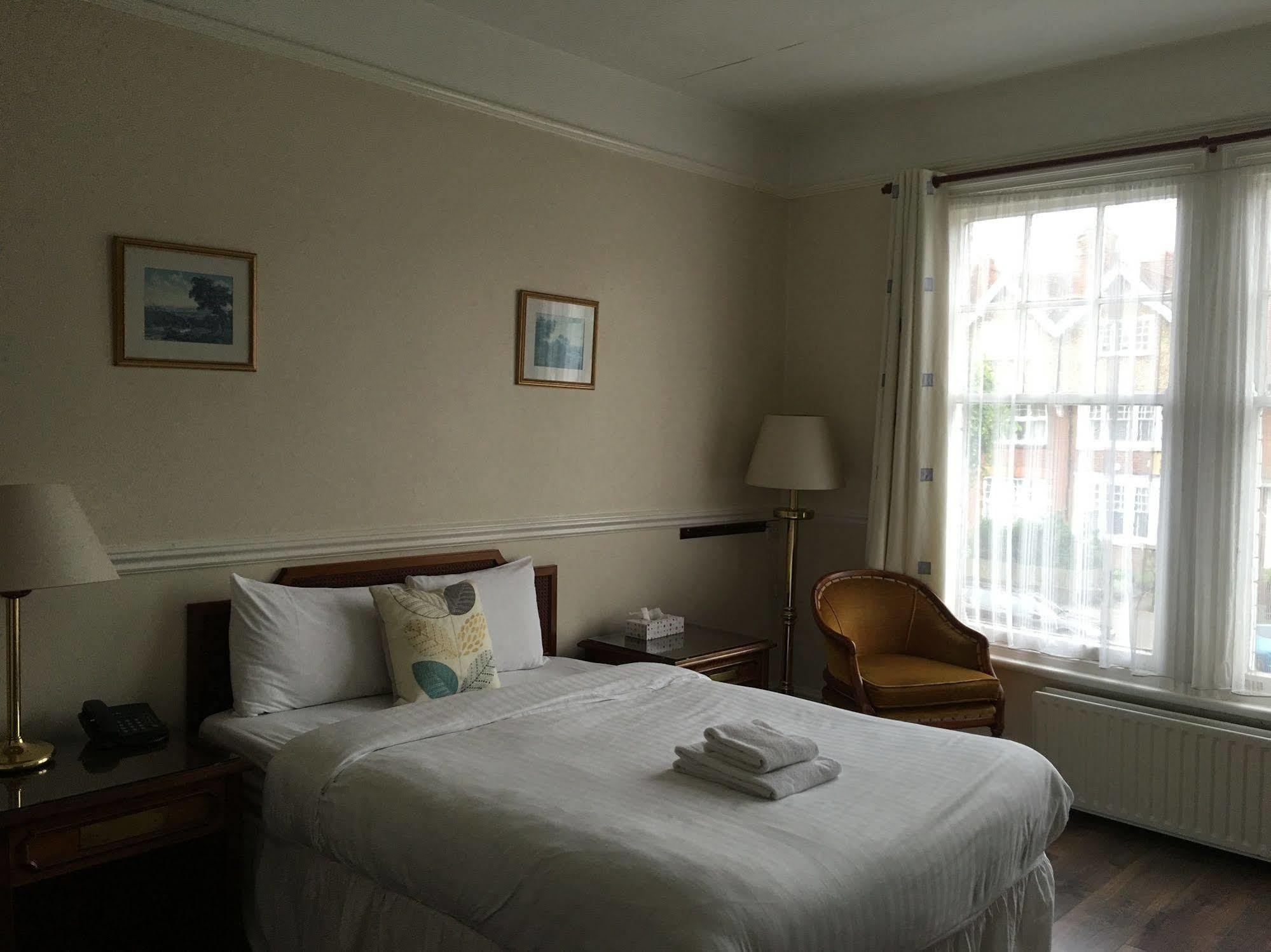 Grosvenor Hotel רוגבי מראה חיצוני תמונה