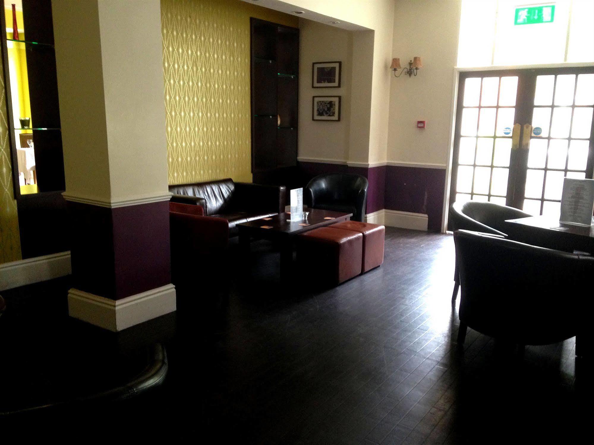 Grosvenor Hotel רוגבי מראה חיצוני תמונה